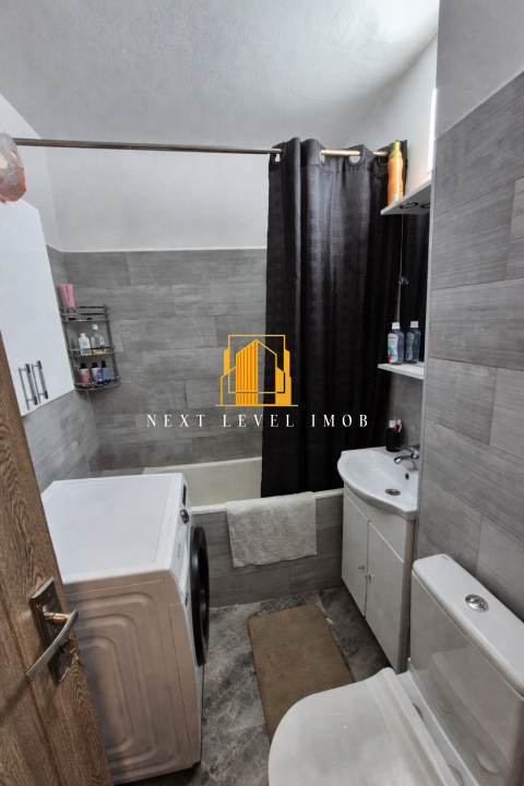 GARSONIERĂ SPAȚIOASĂ CRAIOVEI