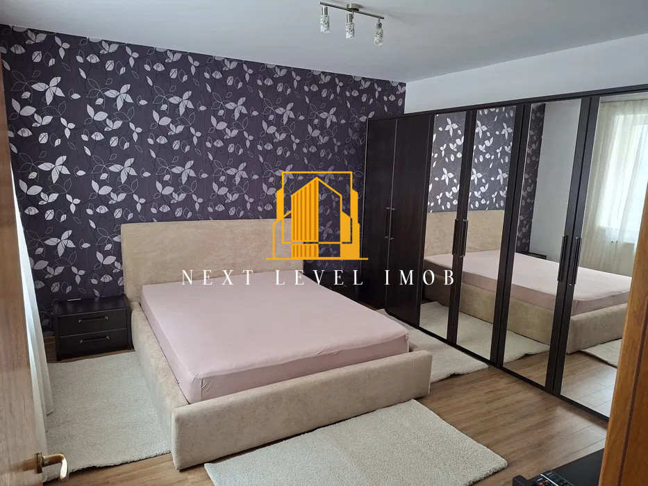 Apartamant 3 camare decomandat Craiovei