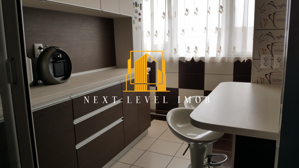 Apartament 3 camere TEILOR