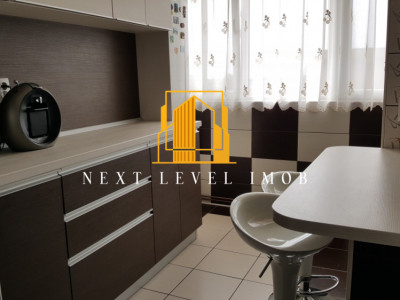 Apartament 3 camere TEILOR