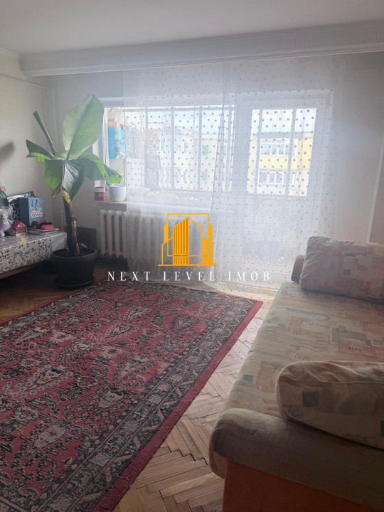 Apartament 3 camere GĂVANA 3