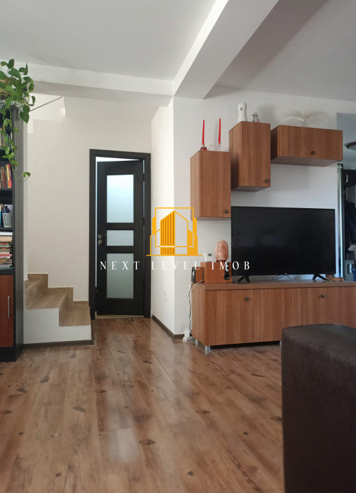 Casă TRIVALE CÂMPULUI