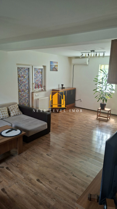 Casă TRIVALE CÂMPULUI