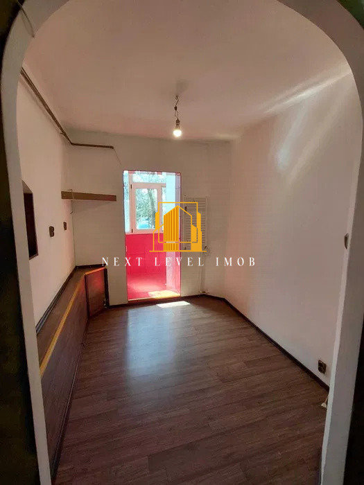Apartament 2 camere decomandat Trivale