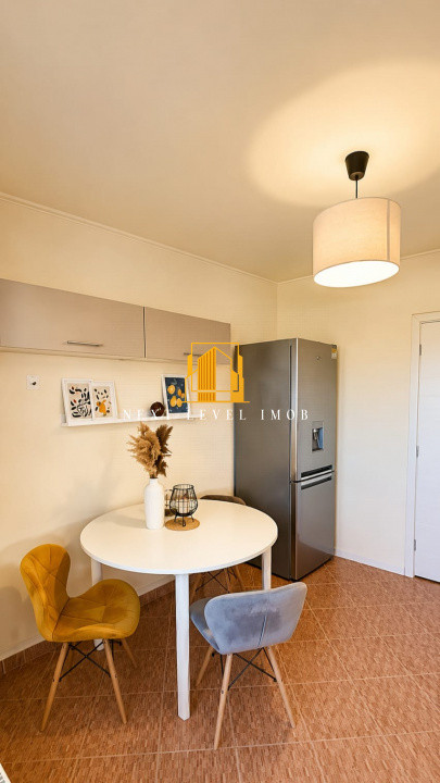 Apartament 3 camere MANSARDĂ 