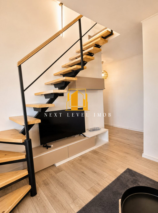 Apartament 3 camere MANSARDĂ 