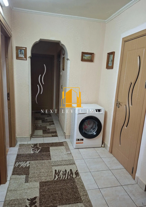 Apartament 2 camere decomandat Gavana