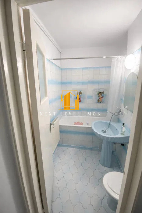 Apartament 3 camere Craiovei