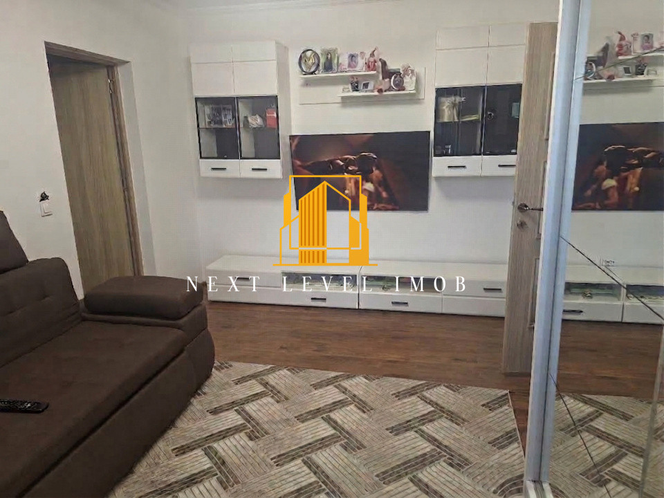 Apartament 3 camere Craiovei - etaj 2